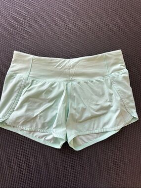 lululemonMint Green speed up shorts 4”